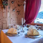 Daire Chesa Arlas C4 By Interhome Saint-Moritz