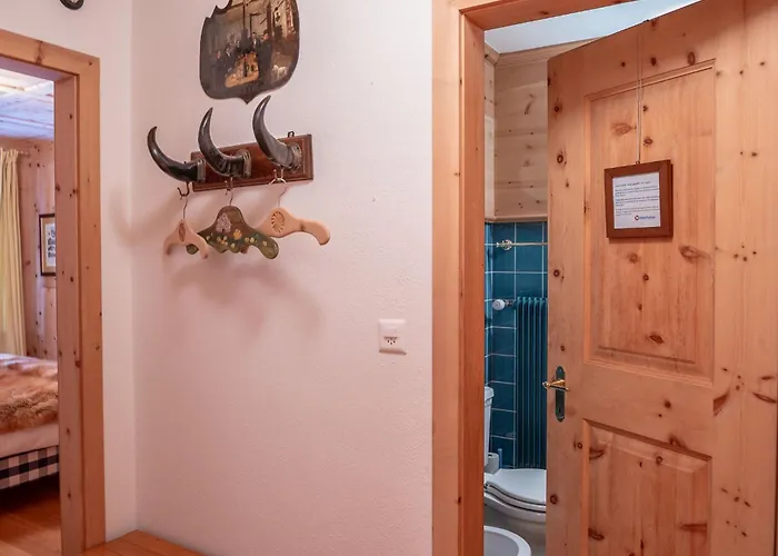 Chesa Arlas C4 By Interhome *